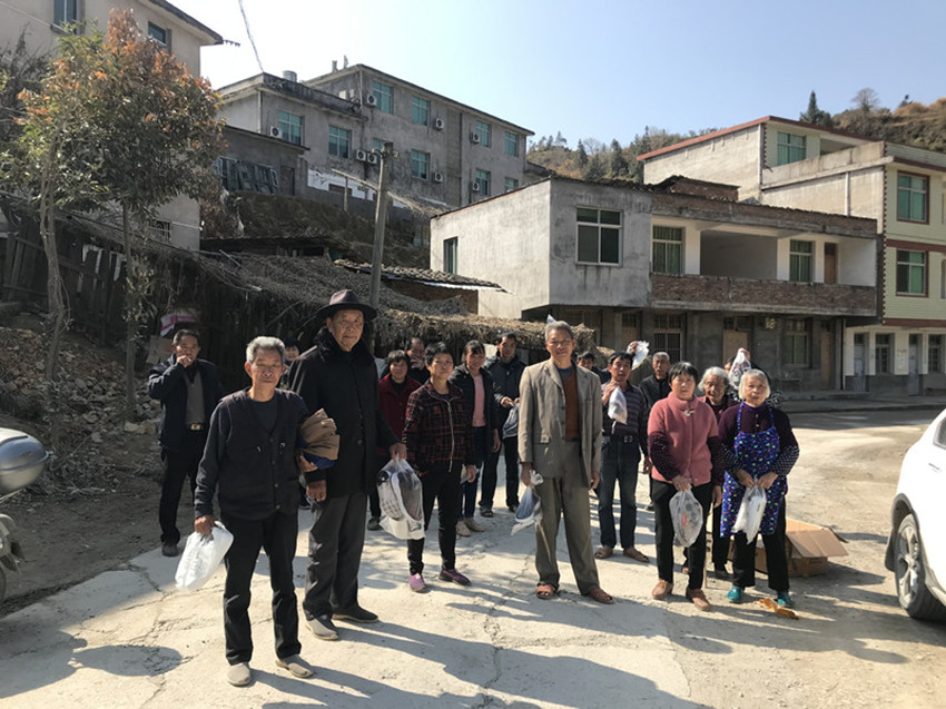 �ذ����ѻ�������ů����������·������